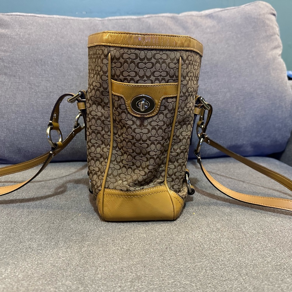 Coach Brown and Tan Tote Bag - Picture 7 of 8